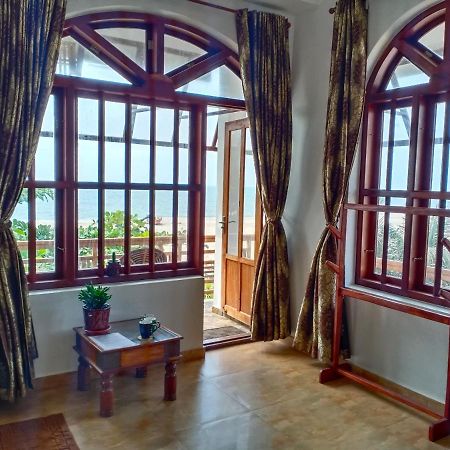 Neela Waters - Beach Home Alappuzha Zewnętrze zdjęcie